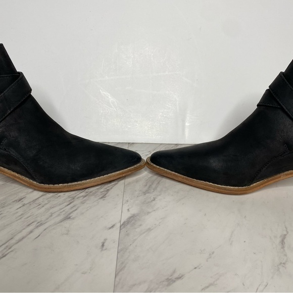 Free People Back Loop Ankle Bootie 8 1/2 - Picture 6 of 14
